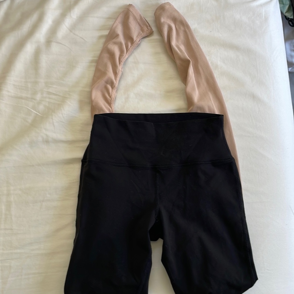 ALO Goddess Legging